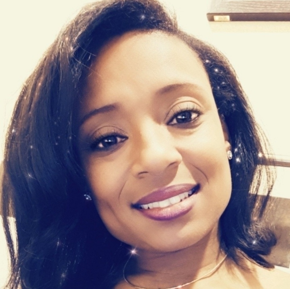 Meet your Posher, Alicia